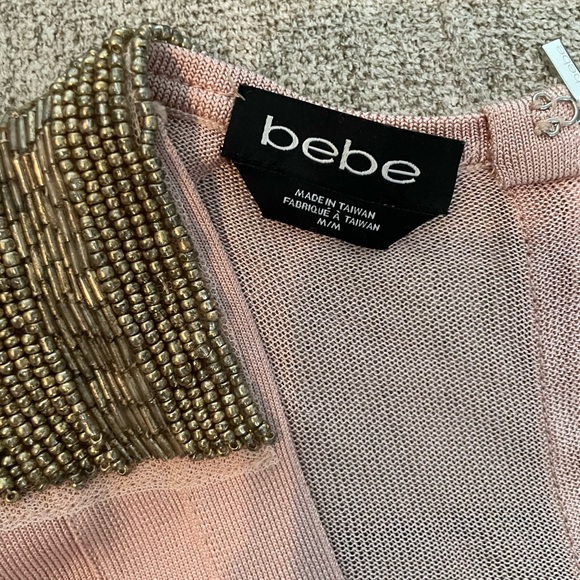 Two Piece Bebe Pink skirt and top with beautiful beading - Size Medium - Picture 4 of 6